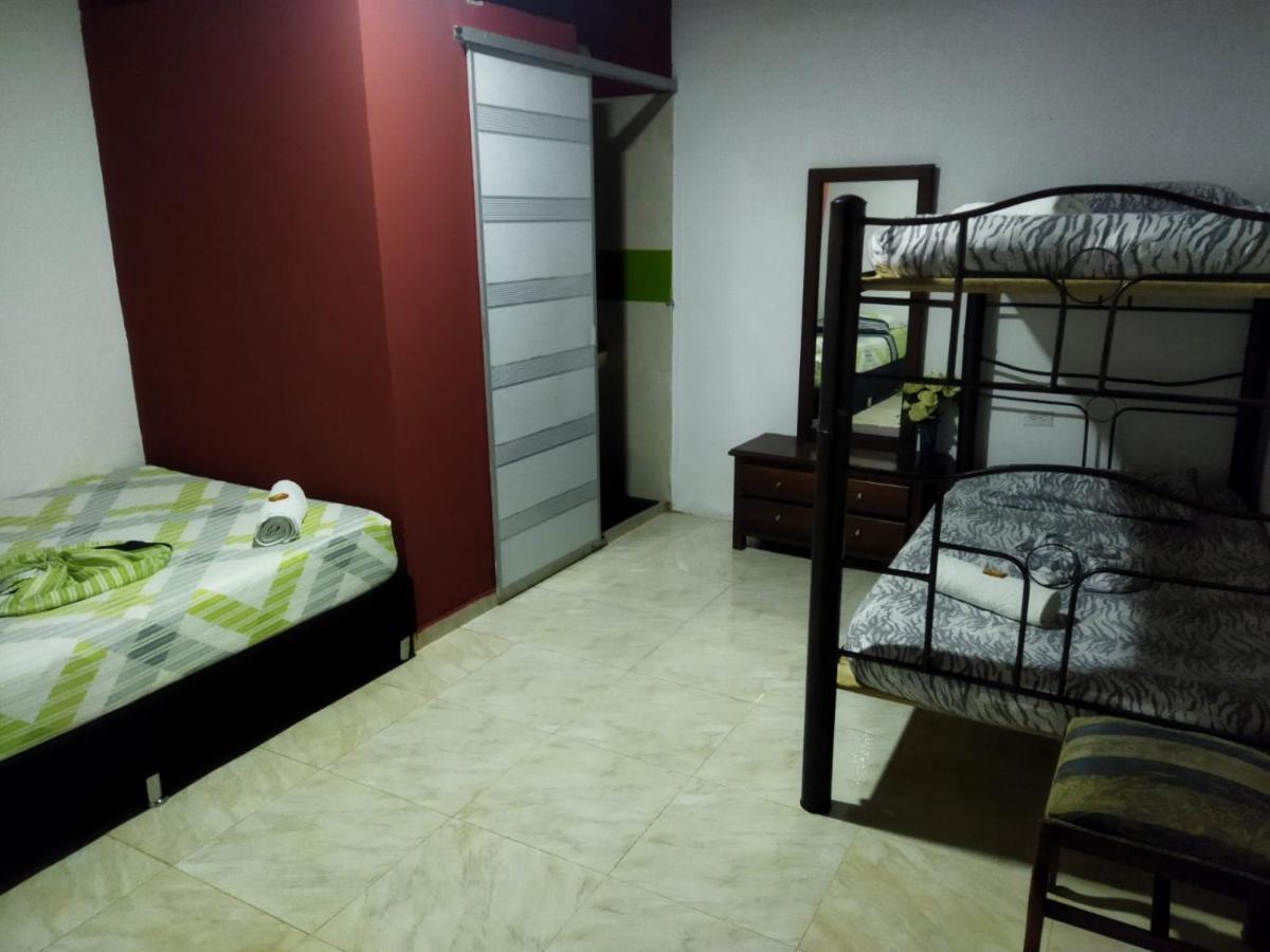 Hostal Sarita Вильявьеха Экстерьер фото